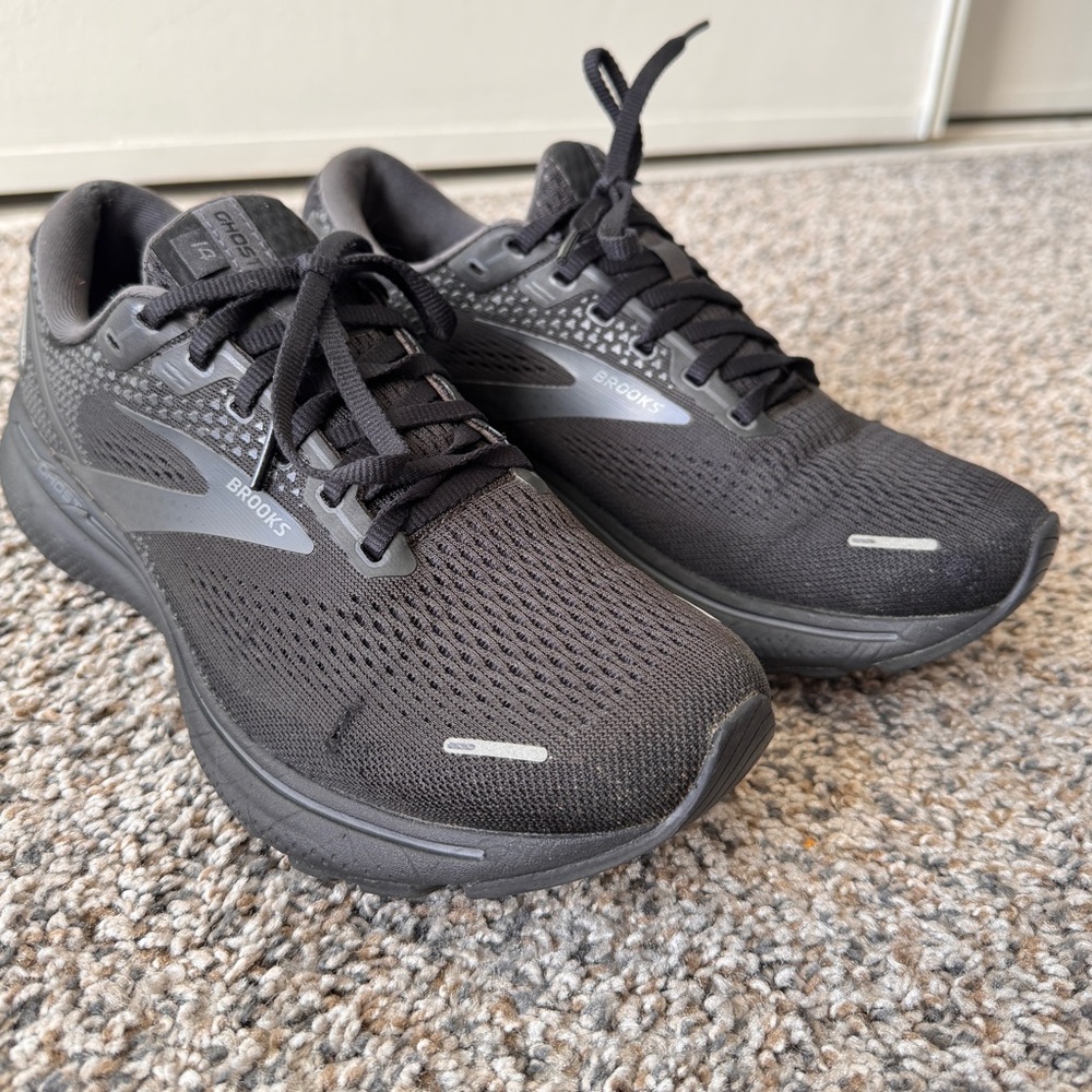 Brooks Black on Black Sneakers Men’s Size 8.5